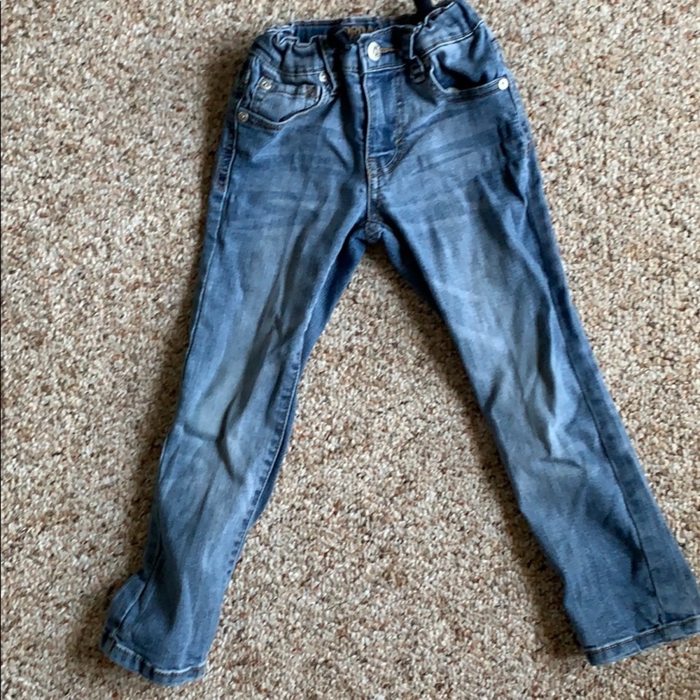 Skinny jeans